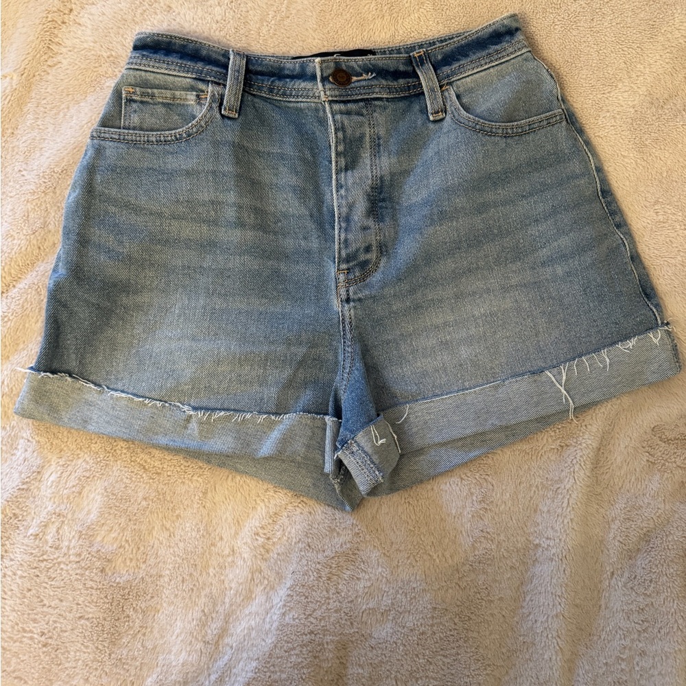Hollister Blue Jean Shorts High-Waisted Modern Style